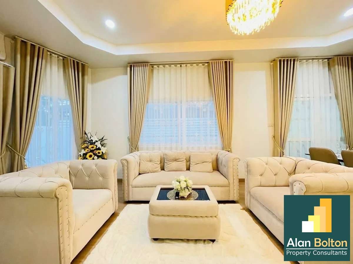 Pool Villa 3 Bedrooms 2 Bathrooms in East Pattata photo 6
