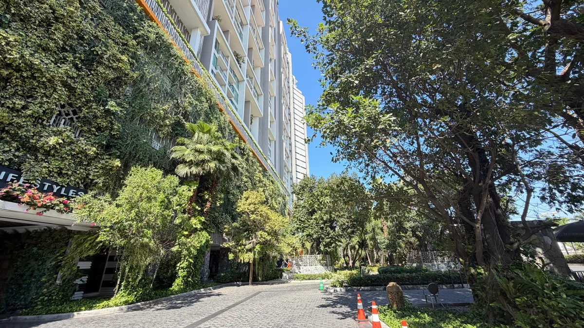 Riviera jomtien condominium For Sale Or Rent photo 12