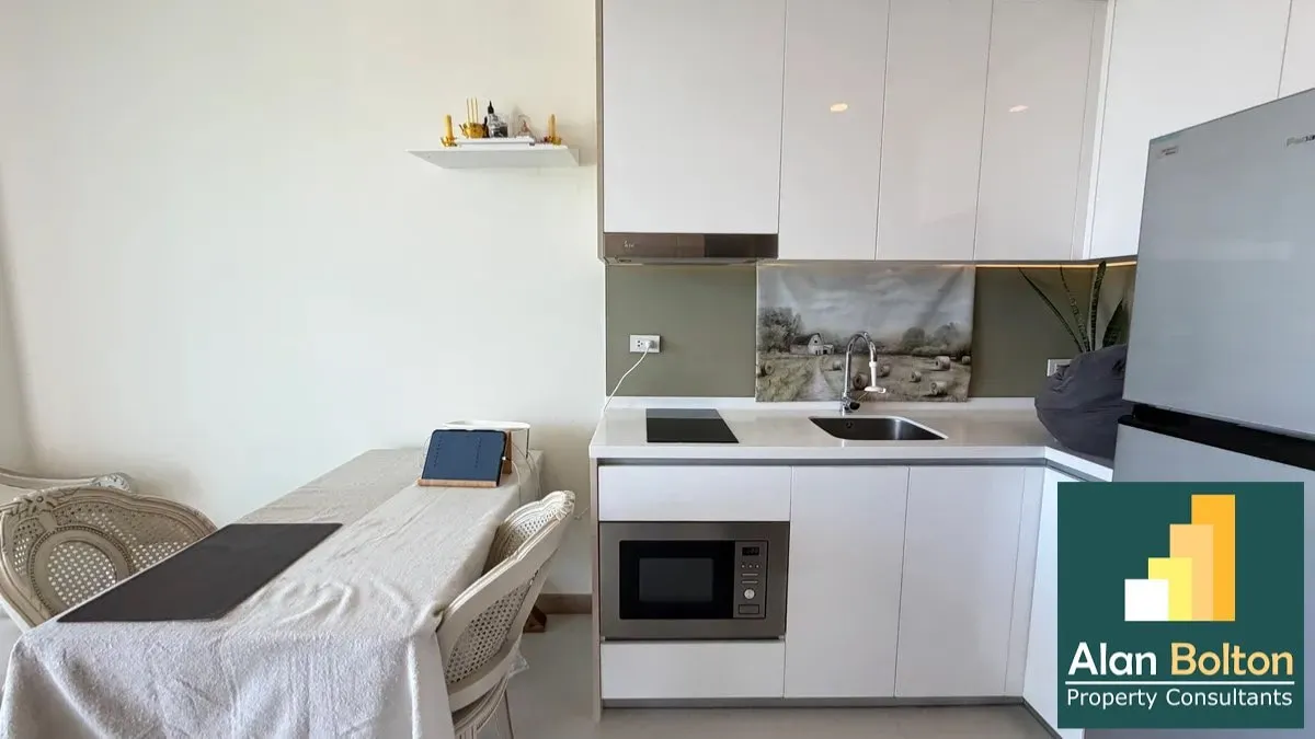 Riviera jomtien condominium For Sale Or Rent photo 4