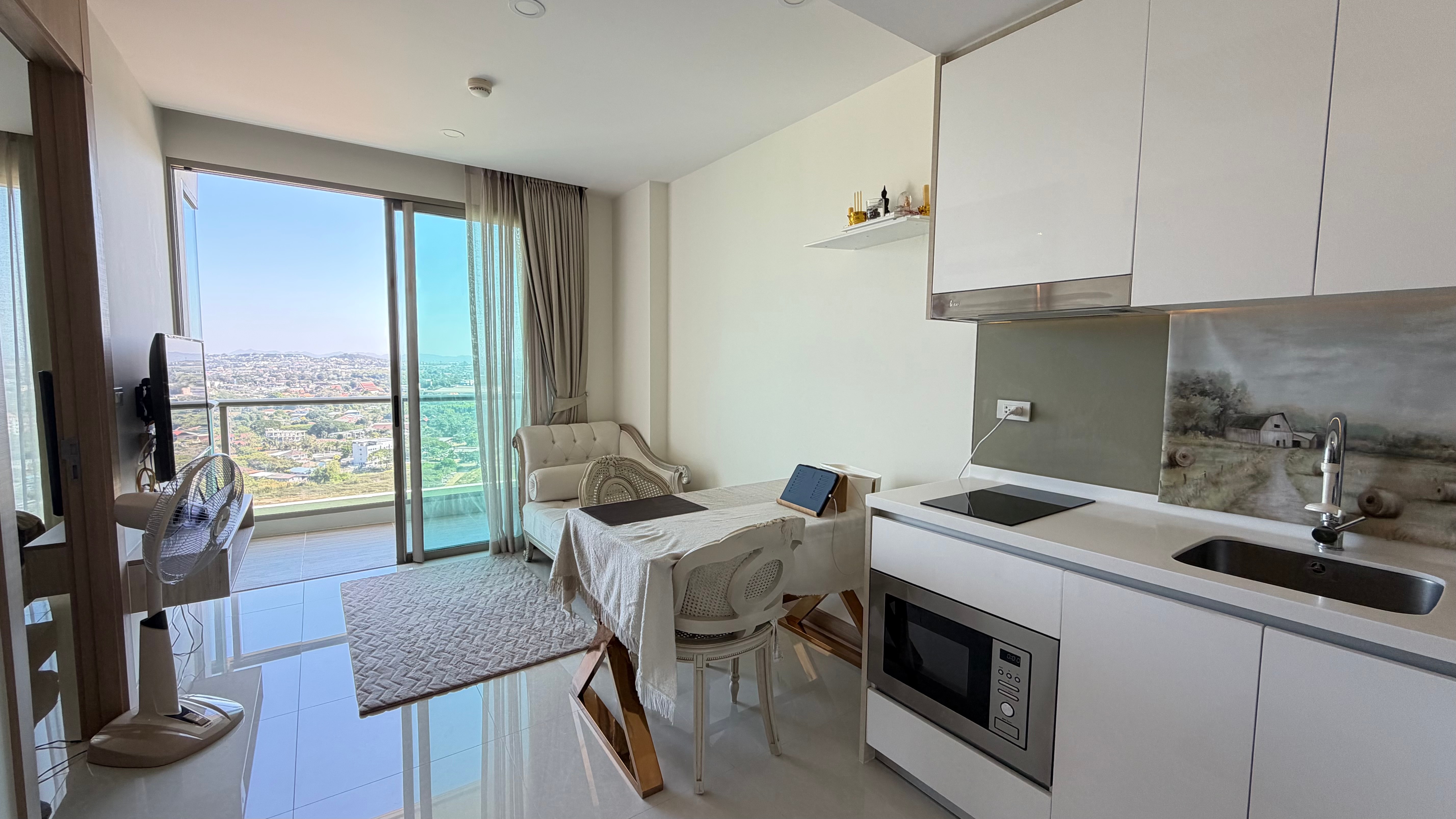 Riviera jomtien condominium For Sale Or Rent photo 16