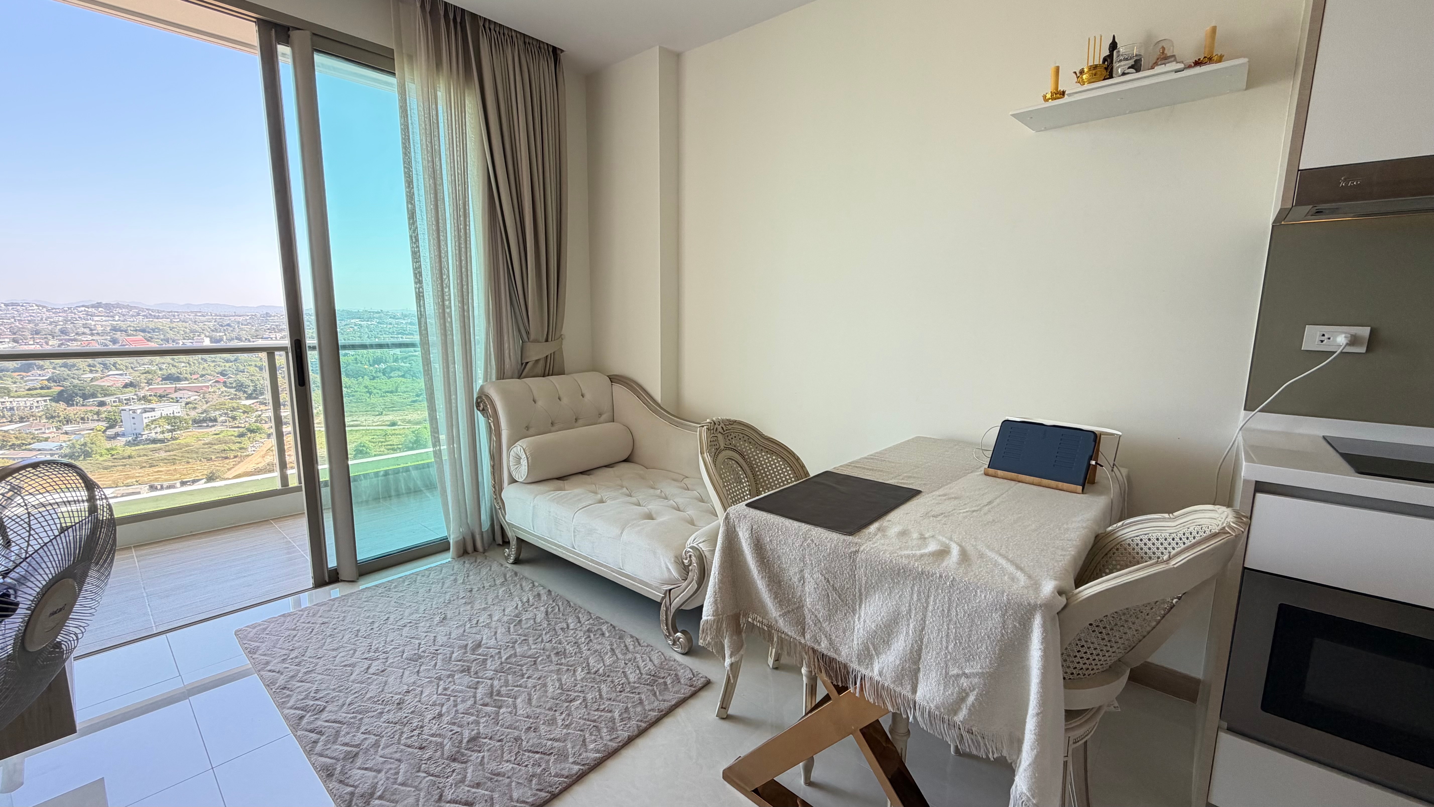 Riviera jomtien condominium For Sale Or Rent photo 20