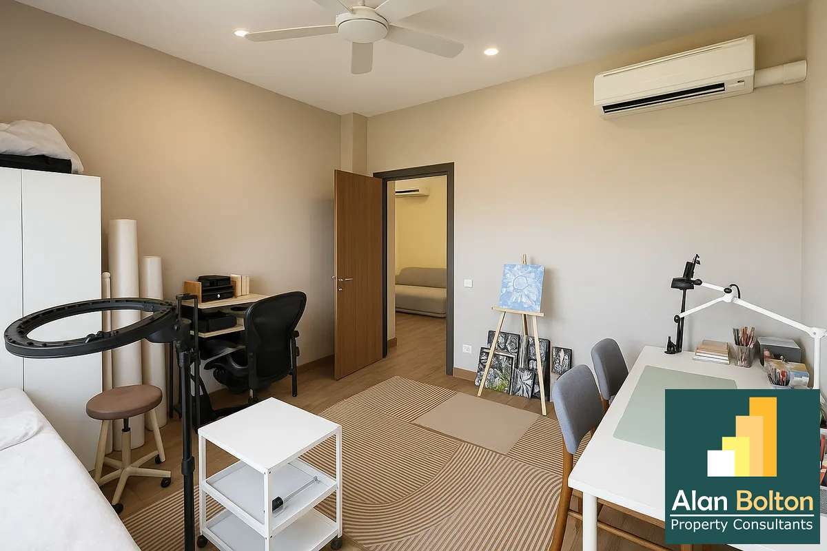 Newly Renovated Four Bedroom Three Bathroom House in Secure East Pattaya Village photo 17