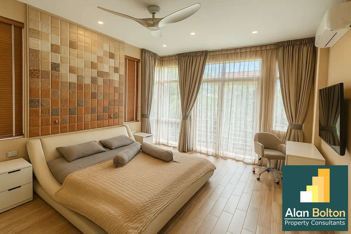Newly Renovated Four Bedroom Three Bathroom House in Secure East Pattaya Village photo 14