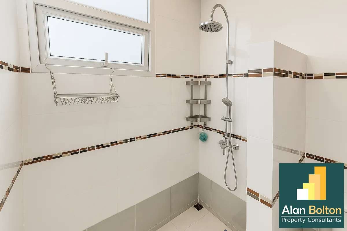 Newly Renovated Four Bedroom Three Bathroom House in Secure East Pattaya Village photo 16