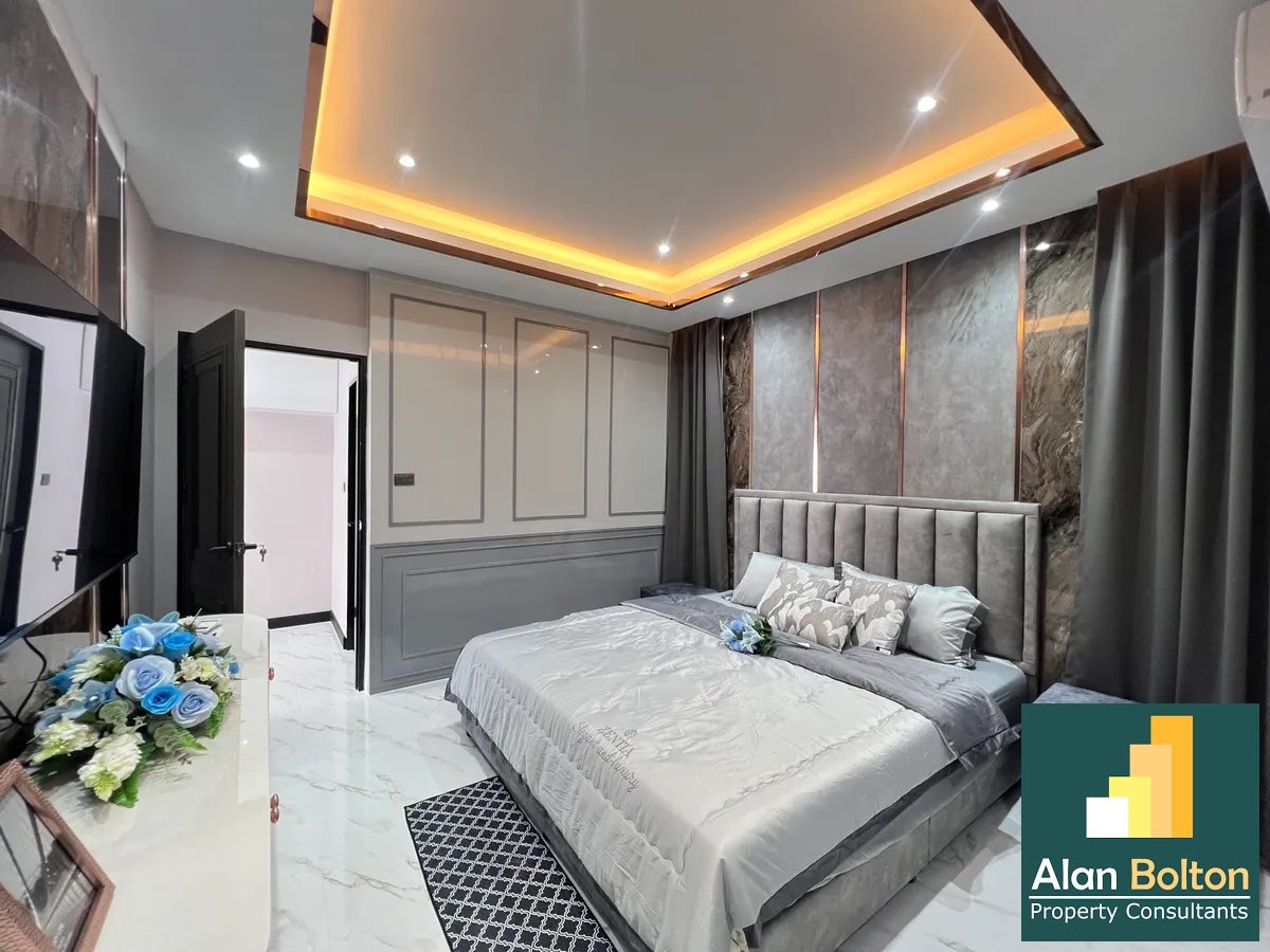 Pool villa 4 Bedrooms 3 Bathrooms in Central Pattaya photo 19