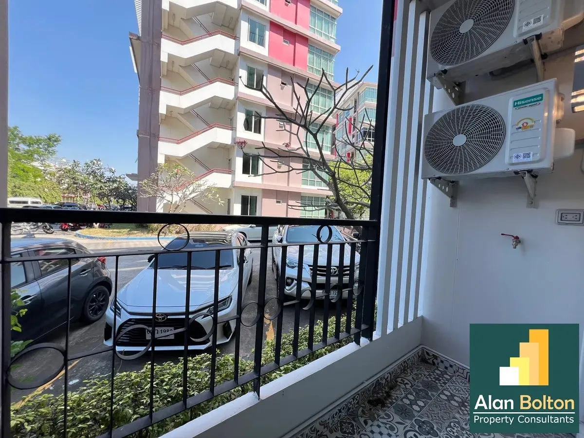 Corner unit 2 Bedrooms 2 Bathrooms in East Pattaya photo 12
