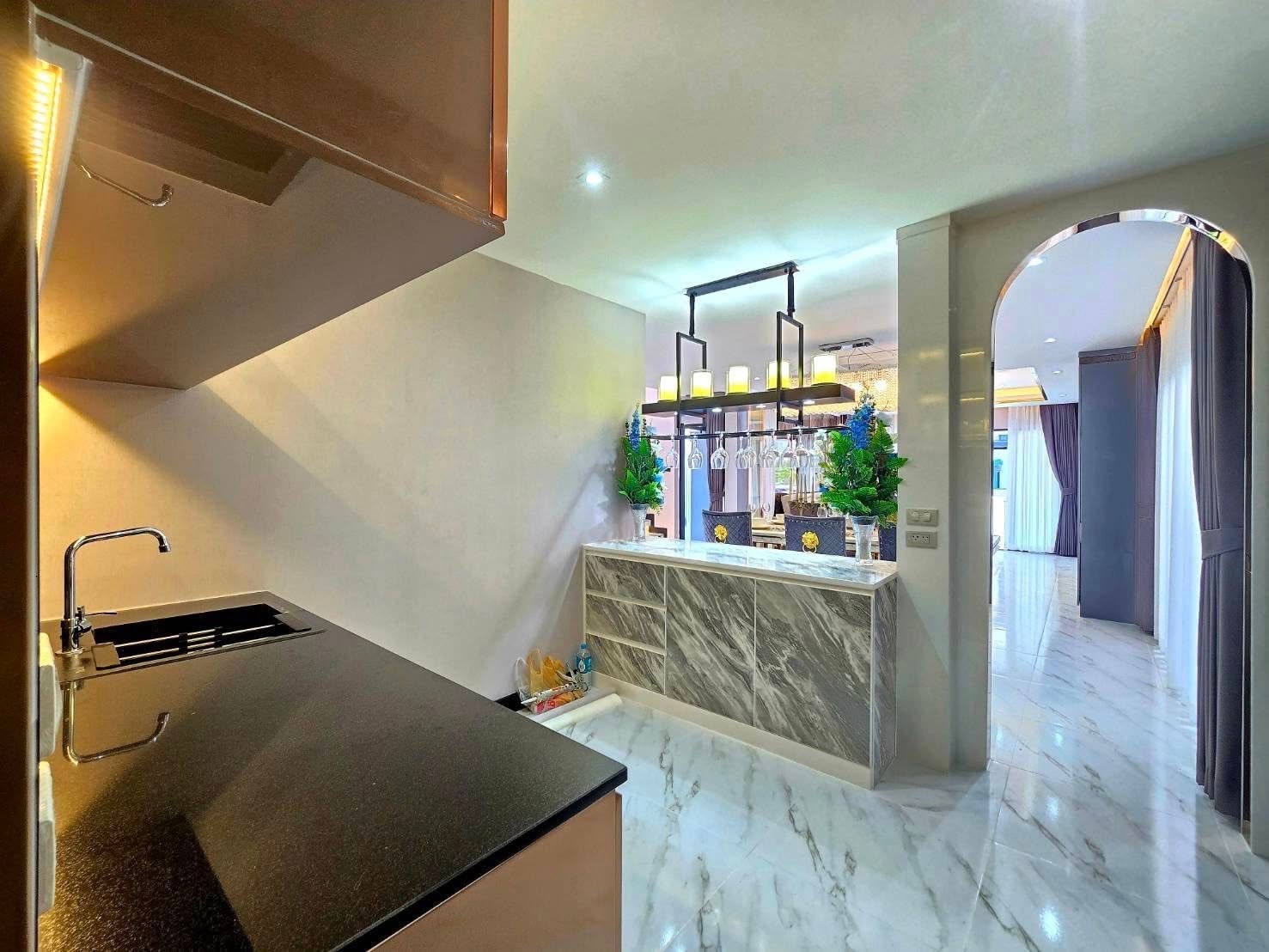 Corner unit 2 Bedrooms 2 Bathrooms in East Pattaya photo 14