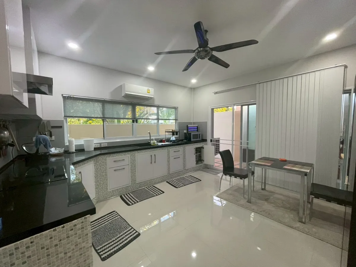 House With Private Pool For Rent In East Pattaya photo 22