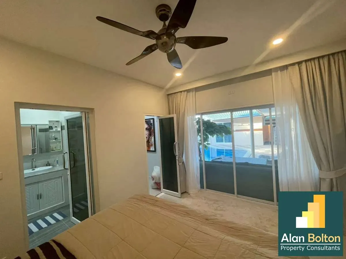 House With Private Pool For Rent In East Pattaya photo 4