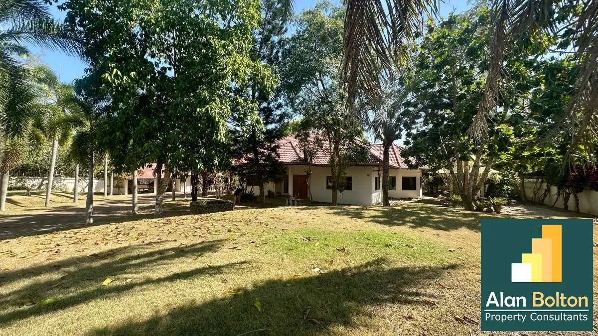 Expansive 3,892 m² Estate with Grand Residence, Guest House & Resort-Style Grounds for sale photo 9