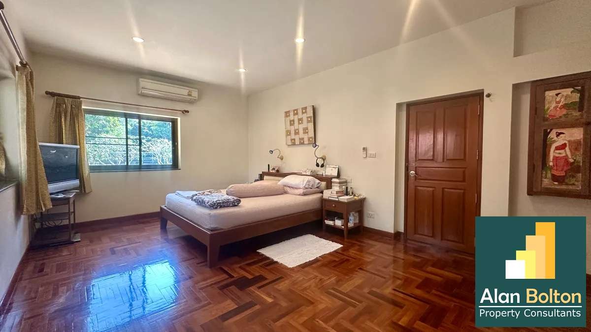 Expansive 3,892 m² Estate with Grand Residence, Guest House & Resort-Style Grounds for sale photo 20