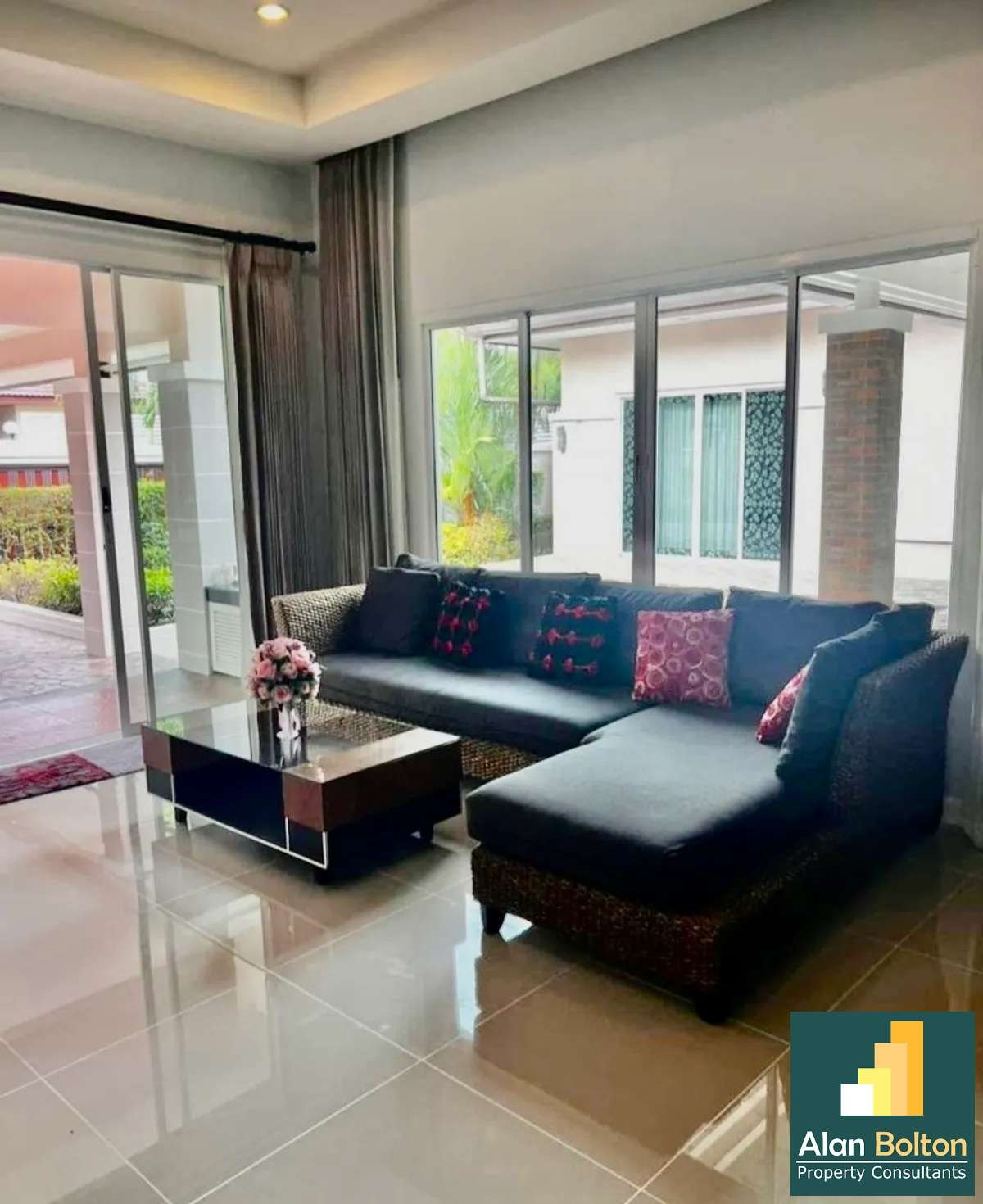 3 Bedroom 2 Bathroom The Bliss 2 in Huay yai photo 9