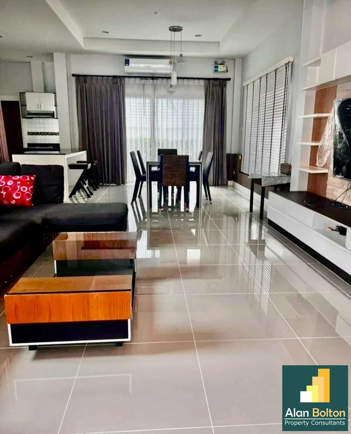 3 Bedroom 2 Bathroom The Bliss 2 in Huay yai photo 6