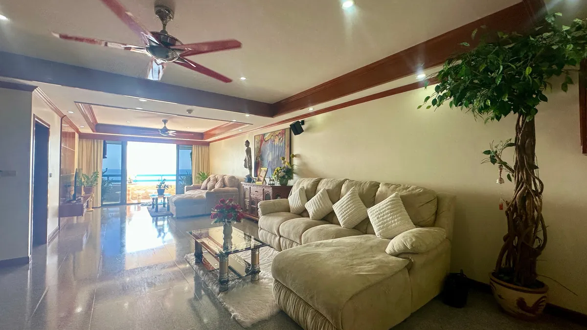 Jomtien Plaza Condotel photo 30