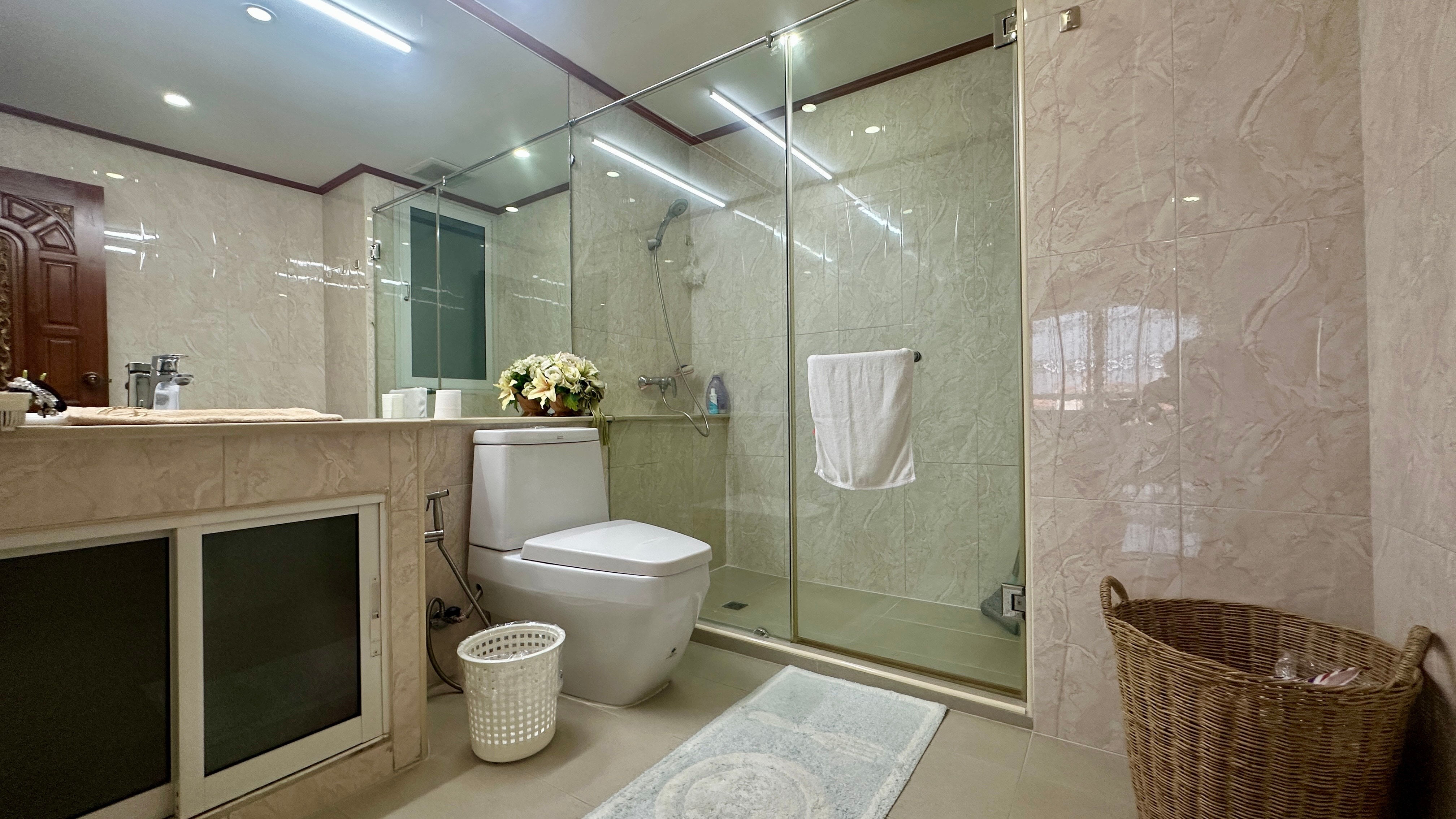 Jomtien Plaza Condotel photo 35