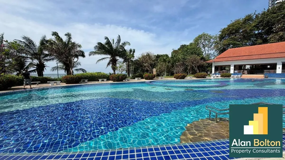 View Talay 3 Beach Front Large Studio For Rent