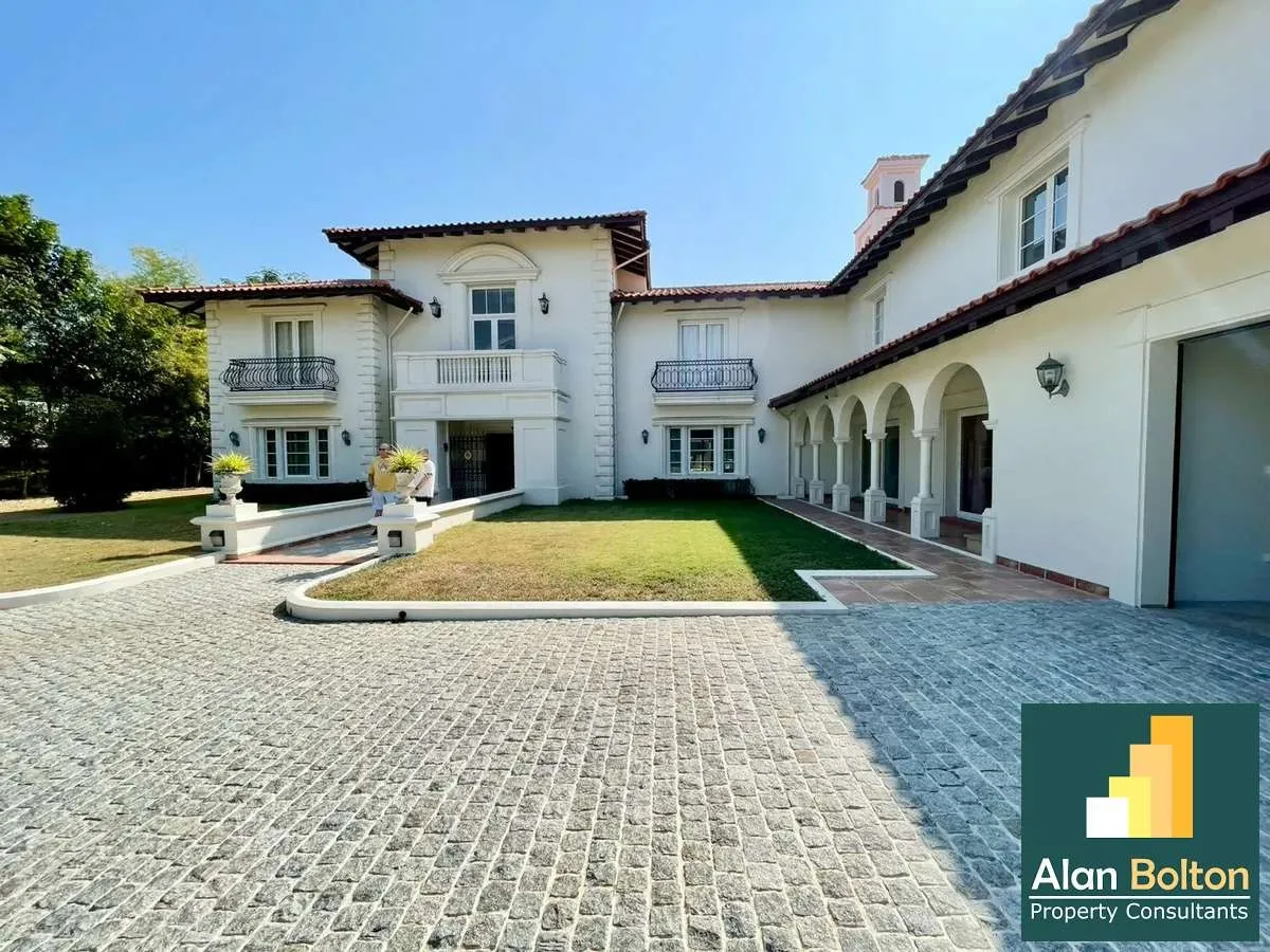 A Large Luxury 6 Bedroom 10 Bathroom Pool Villa in Mabprachan Lakeside photo 3