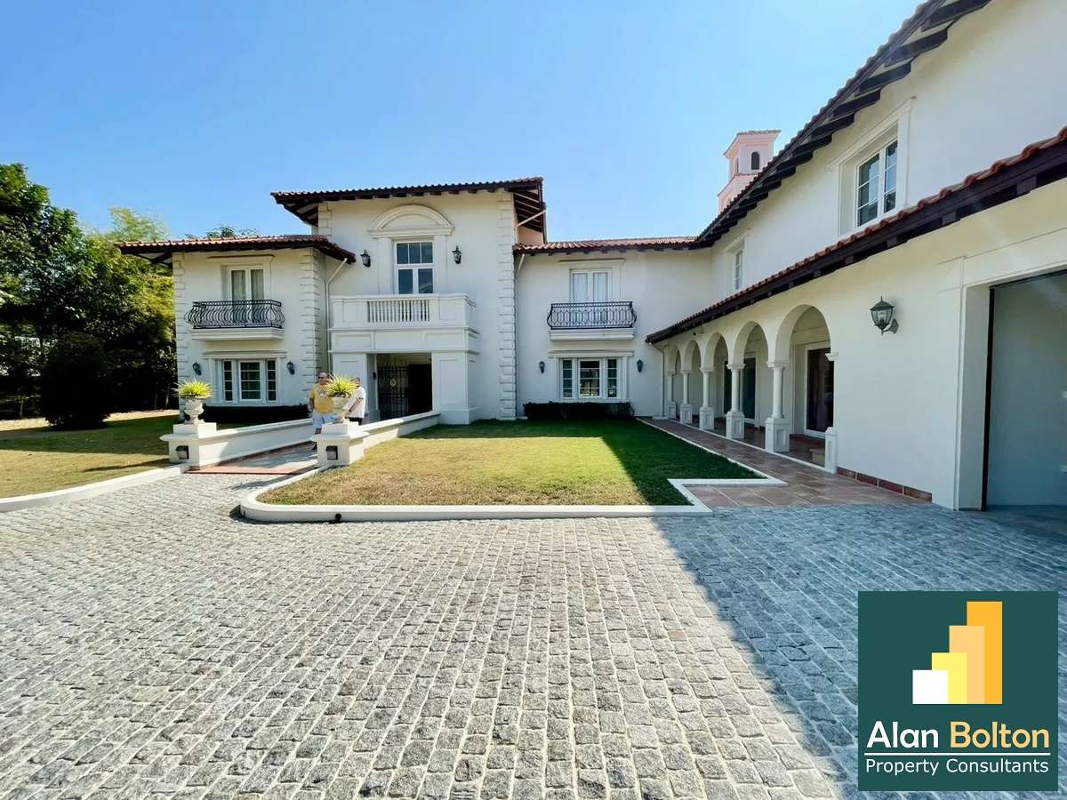 A Large Luxury 6 Bedroom 10 Bathroom Pool Villa in Mabprachan Lakeside photo 3
