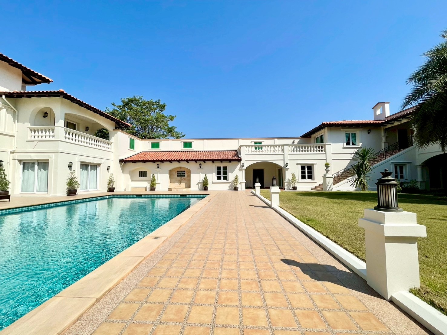 A Large Luxury 6 Bedroom 10 Bathroom Pool Villa in Mabprachan Lakeside photo 29