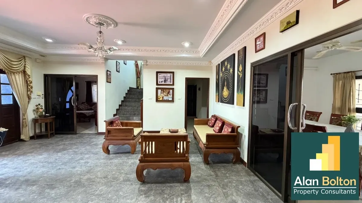 Pool villa 4 Bedroom 6 Bathrooms House For Sale Or rent in Mabprachan photo 18