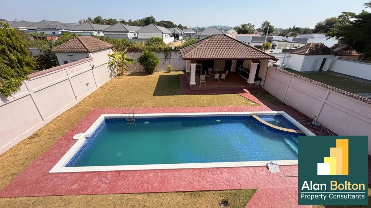Pool villa 4 Bedroom 6 Bathrooms House For Sale Or rent in Mabprachan photo 5