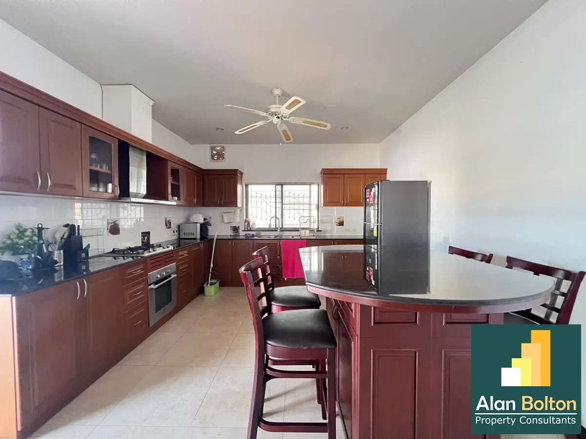 Pool villa 4 Bedroom 6 Bathrooms House For Sale Or rent in Mabprachan photo 15