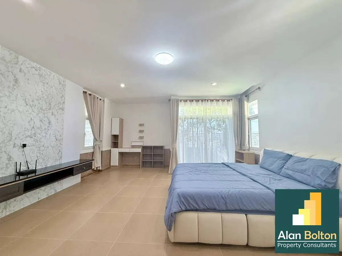 3 Bedroom 4 Bathroom for rent photo 12