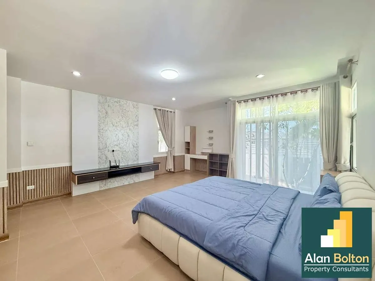 3 Bedroom 4 Bathroom for rent photo 5