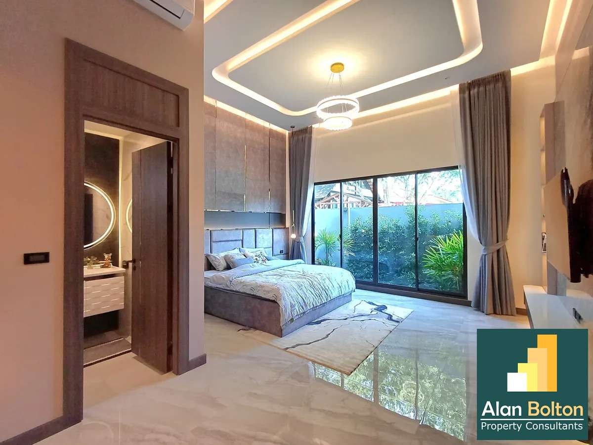 Brand New Luxury Pool Villa 3 bedrooms 4 bathrooms in Mabprachan for Sale photo 15