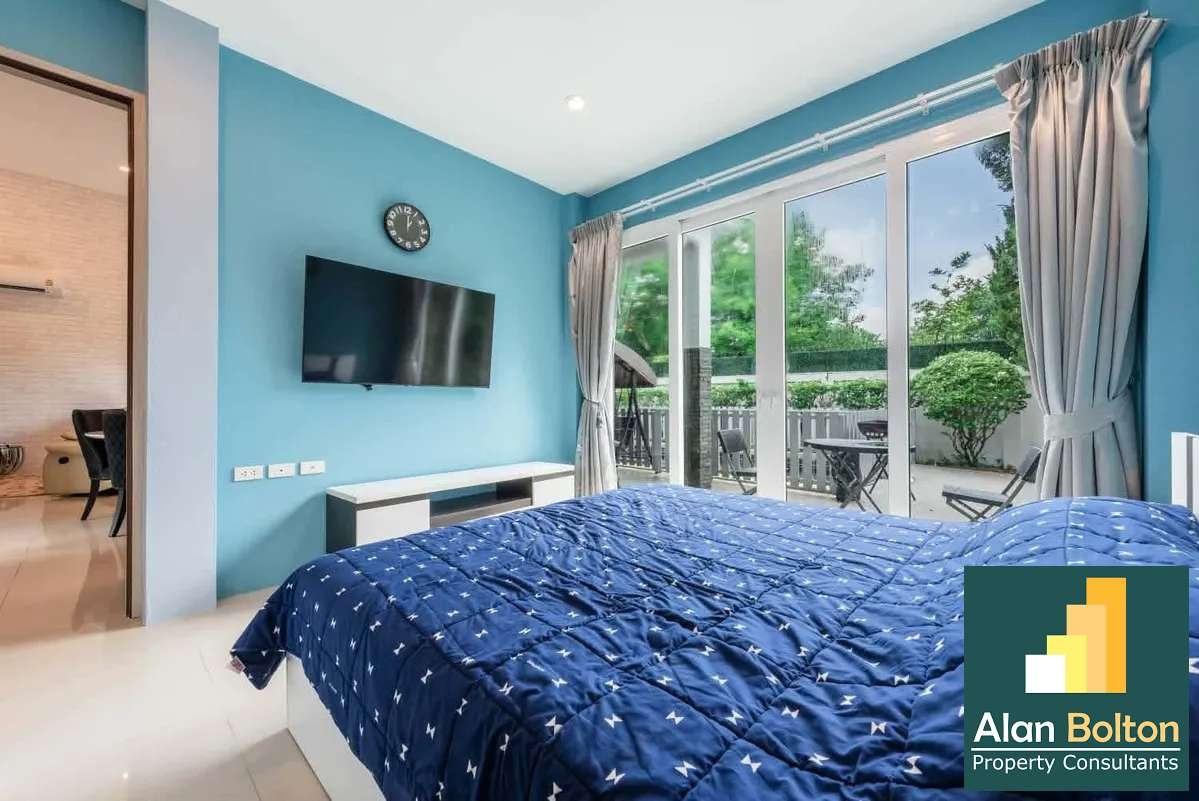 Pool Villa 4 Bedrooms 5 Bathrooms in East Pattaya photo 7