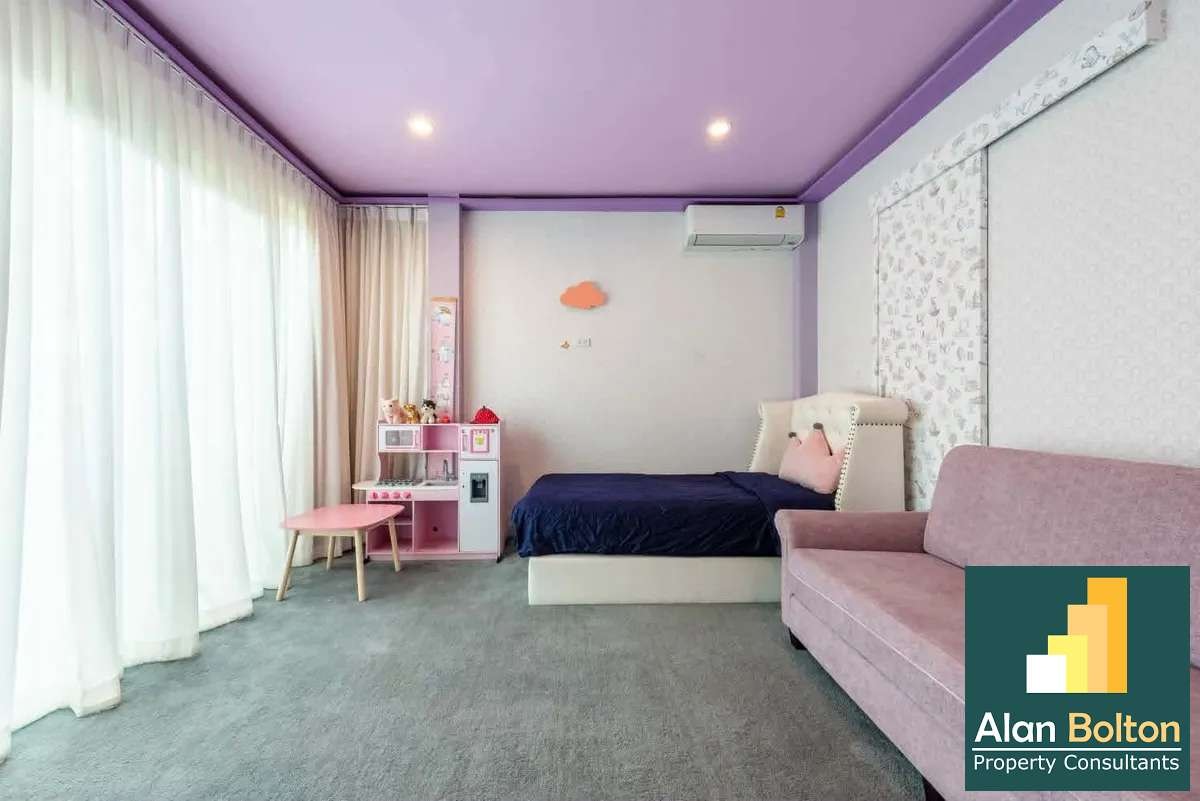 Pool Villa 4 Bedrooms 5 Bathrooms in East Pattaya photo 20