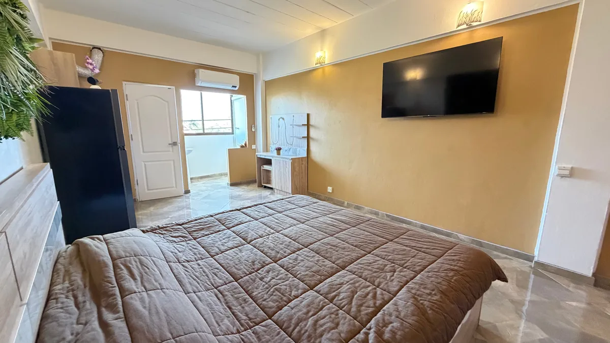 Newly renovated Studio Condo For Sale In Fly Bird photo 19