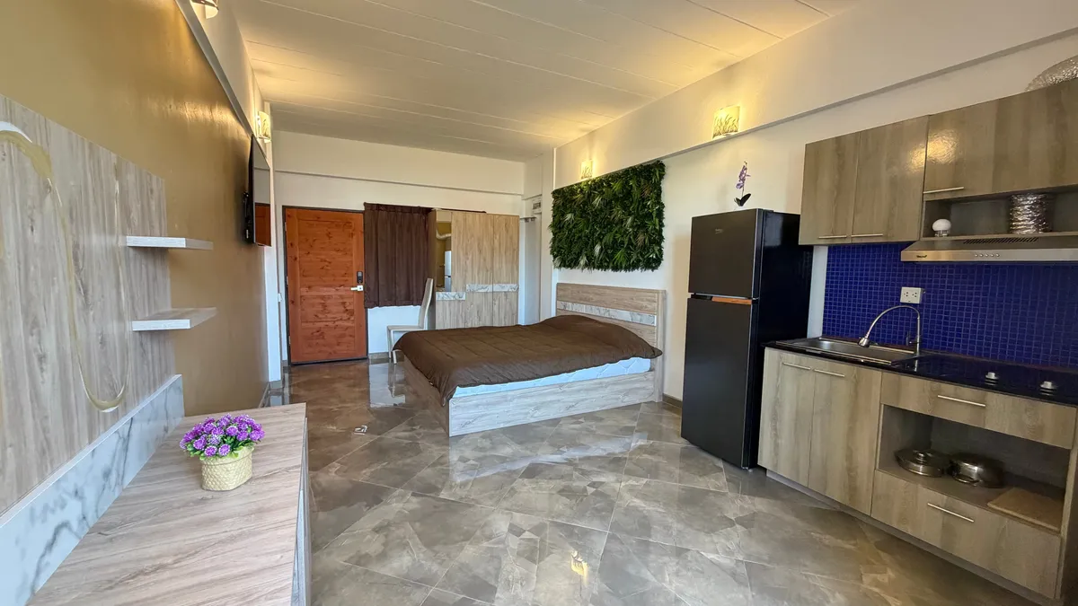 Newly renovated Studio Condo For Sale In Fly Bird photo 25