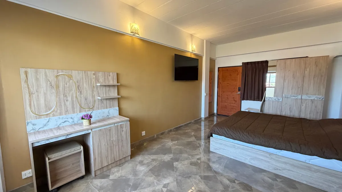 Newly renovated Studio Condo For Sale In Fly Bird photo 26