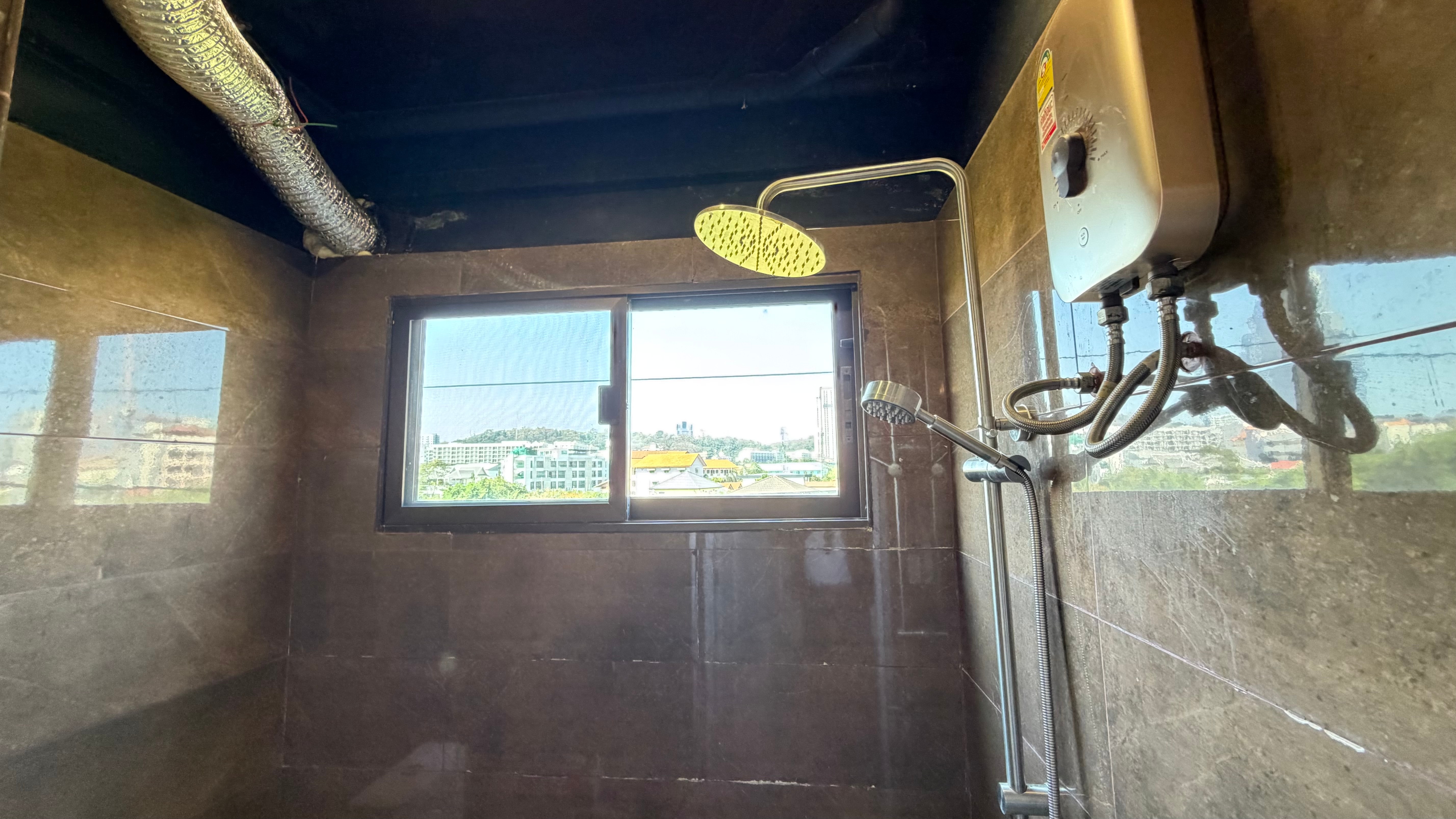 Newly renovated Studio Condo For Sale In Fly Bird photo 23