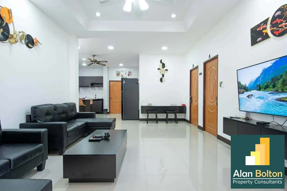 Resort-Style Pool villa for rent 6 Bedrooms 7 Bathrooms 3 Houses in East Pattaya photo 19