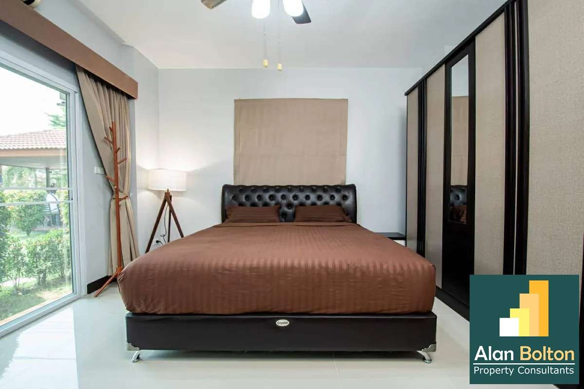 Resort-Style Pool villa for rent 6 Bedrooms 7 Bathrooms 3 Houses in East Pattaya photo 10