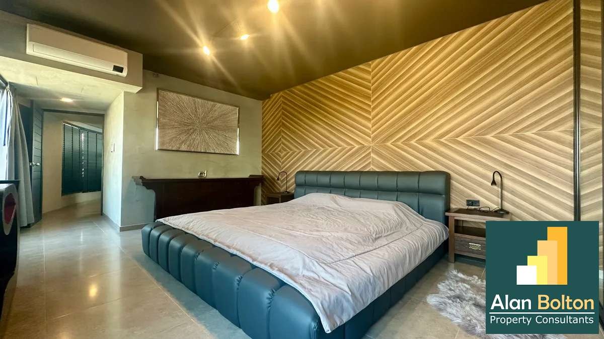 Metro Jomtien Condotel photo 8