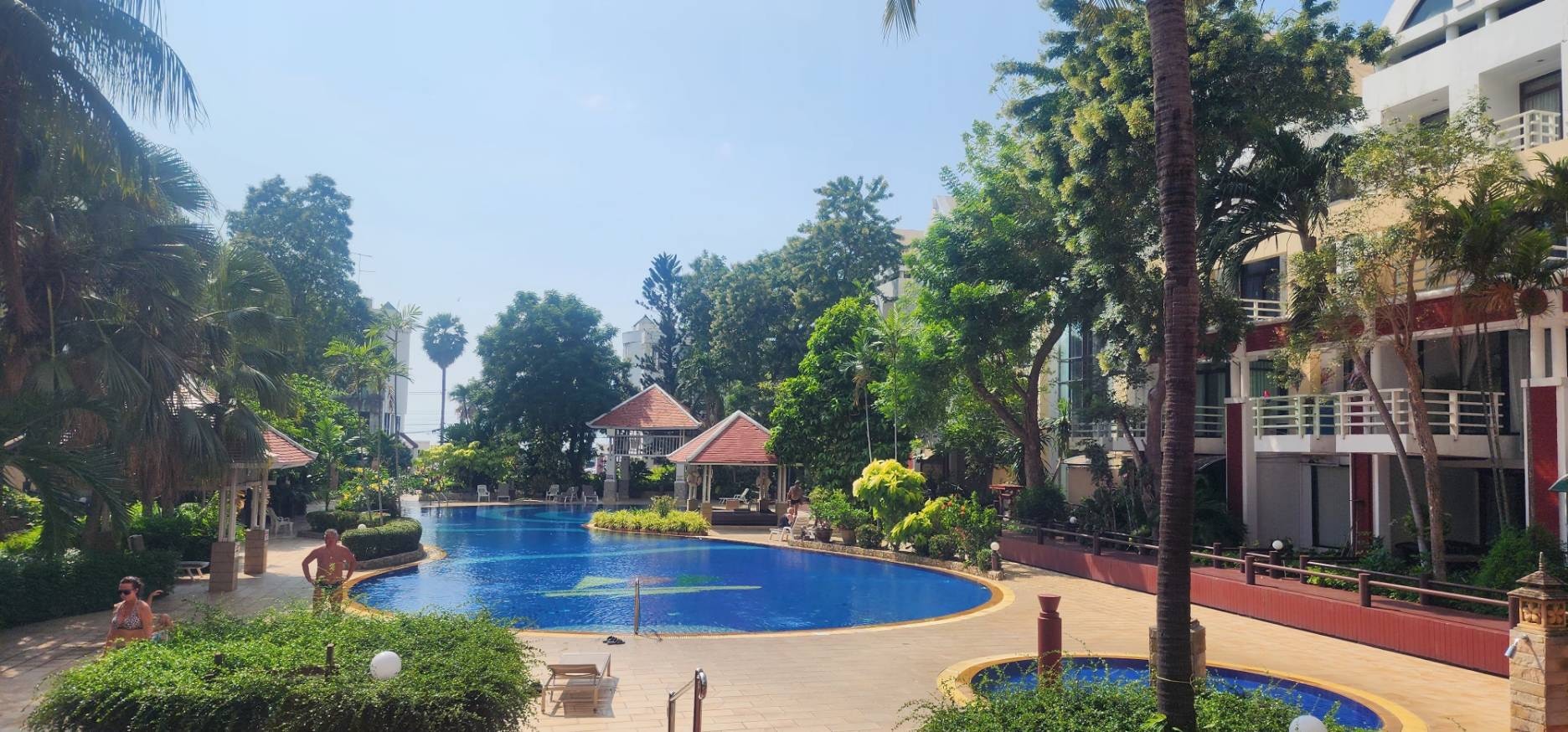 Metro Jomtien Condotel photo 20