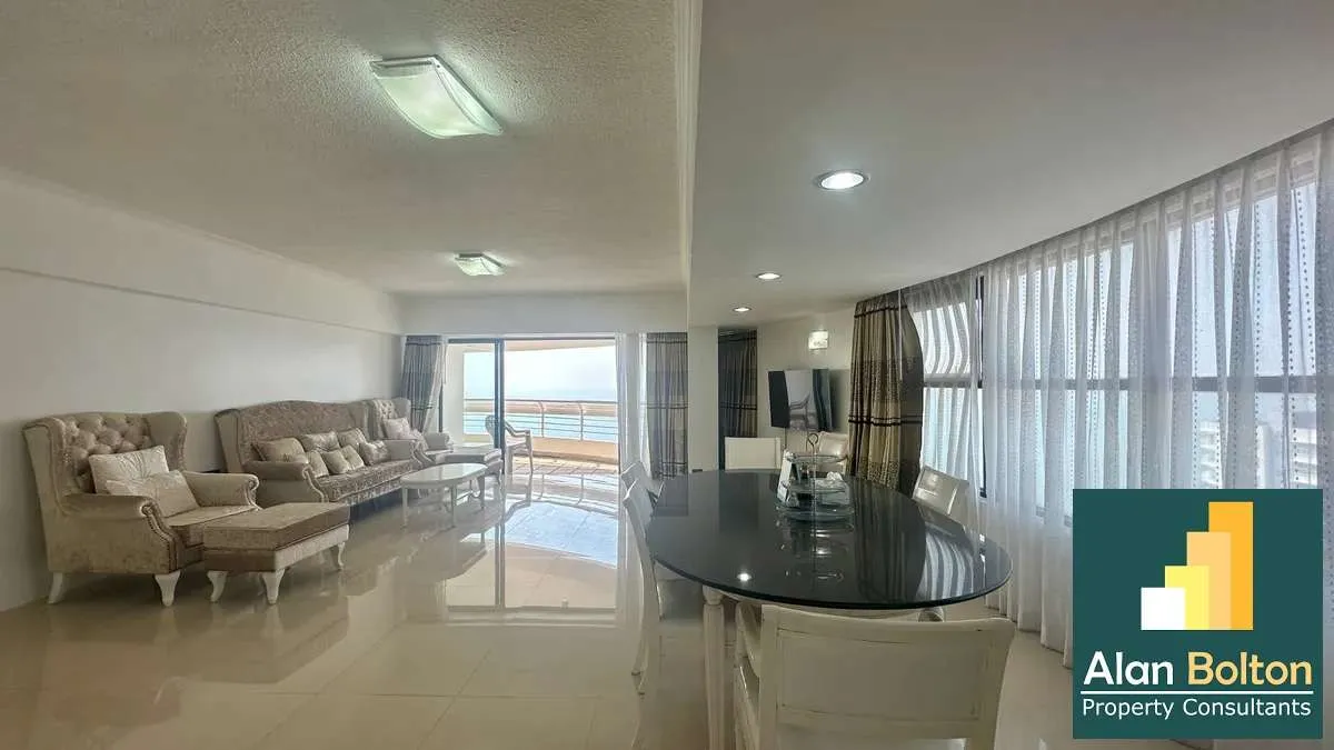Beachfront Ocean View 2 Bed 2 Bath Condo In Jomtien photo 5