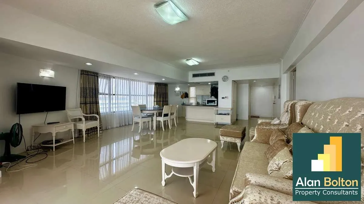 Beachfront Ocean View 2 Bed 2 Bath Condo In Jomtien photo 9