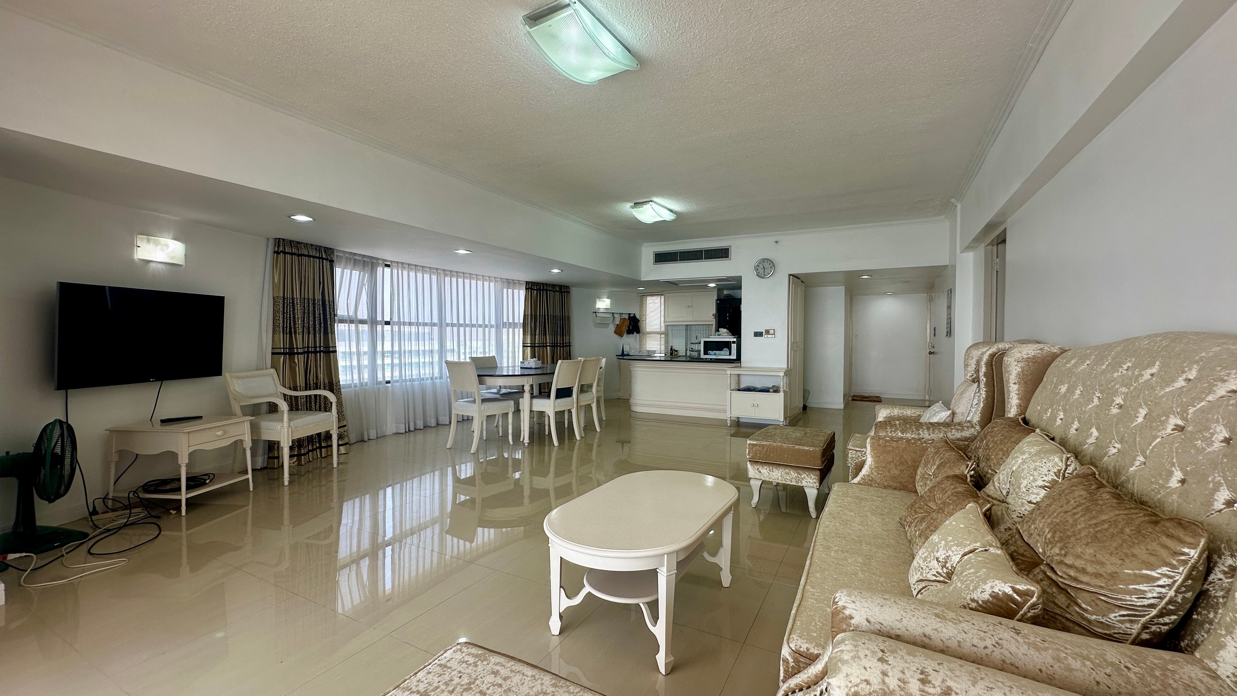 Beachfront Ocean View 2 Bed 2 Bath Condo In Jomtien photo 36