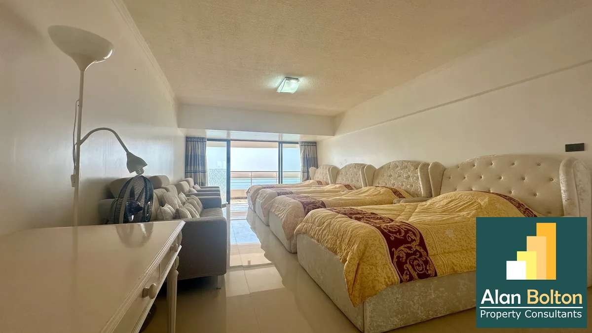 Beachfront Ocean View 2 Bed 2 Bath Condo In Jomtien photo 11
