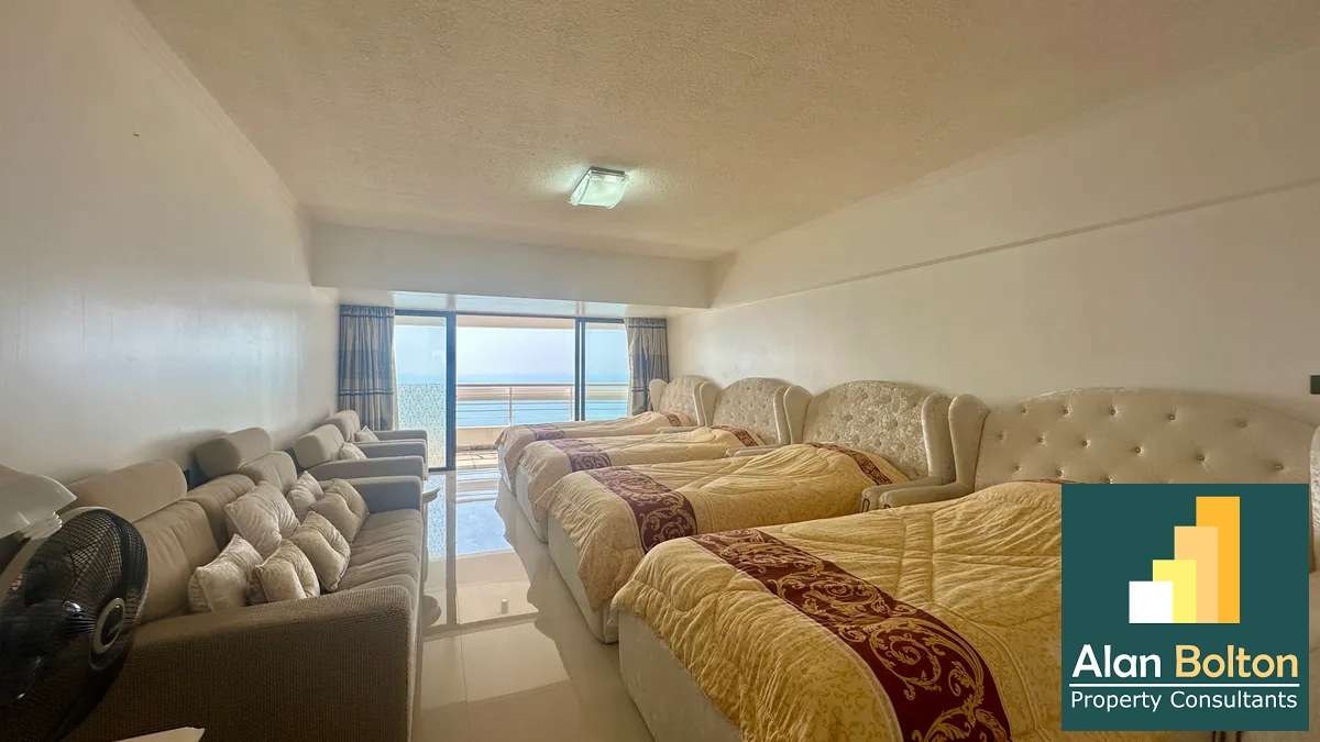 Beachfront Ocean View 2 Bed 2 Bath Condo In Jomtien photo 8