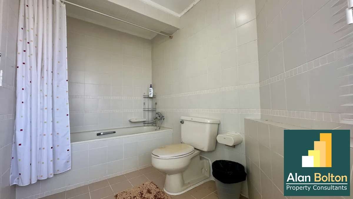 Beachfront Ocean View 2 Bed 2 Bath Condo In Jomtien photo 13