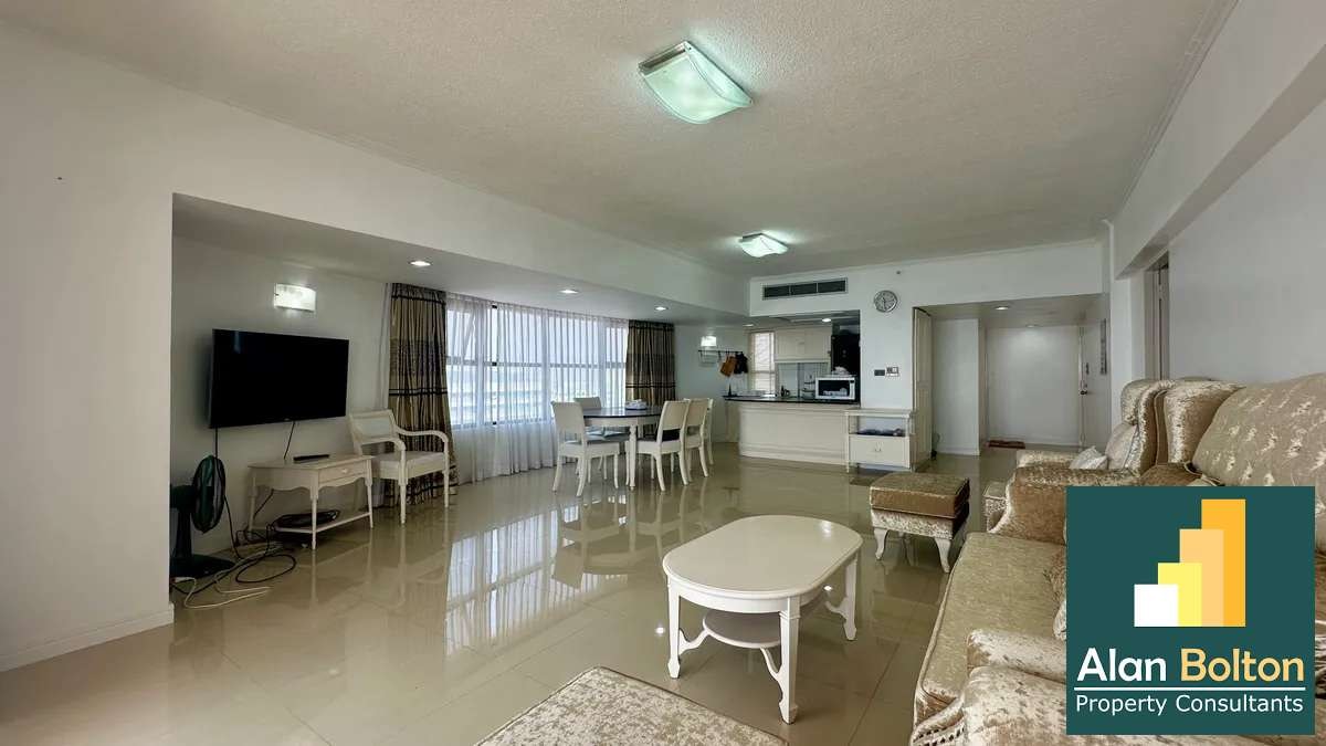 Beachfront Ocean View 2 Bed 2 Bath Condo In Jomtien photo 7