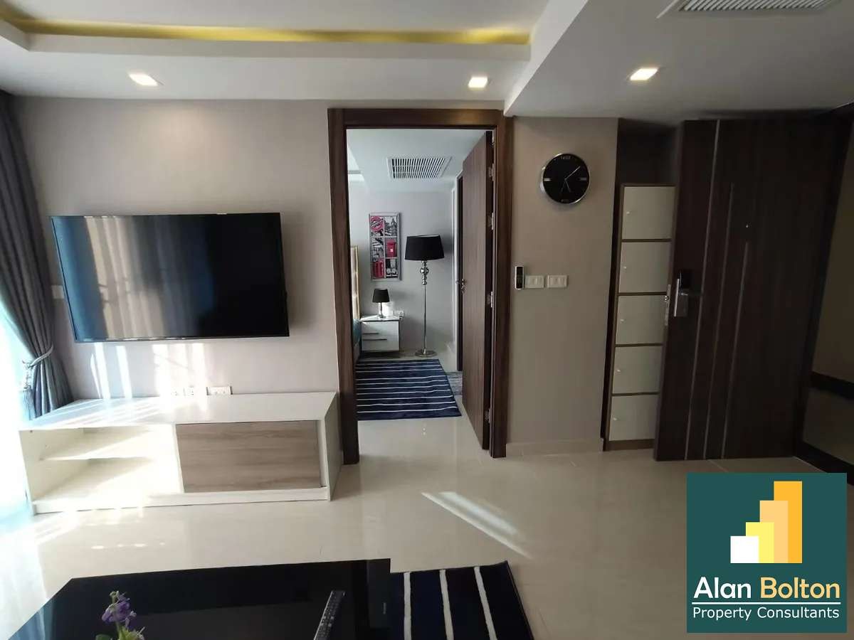 Grand Avenue Residence For Sale photo 6