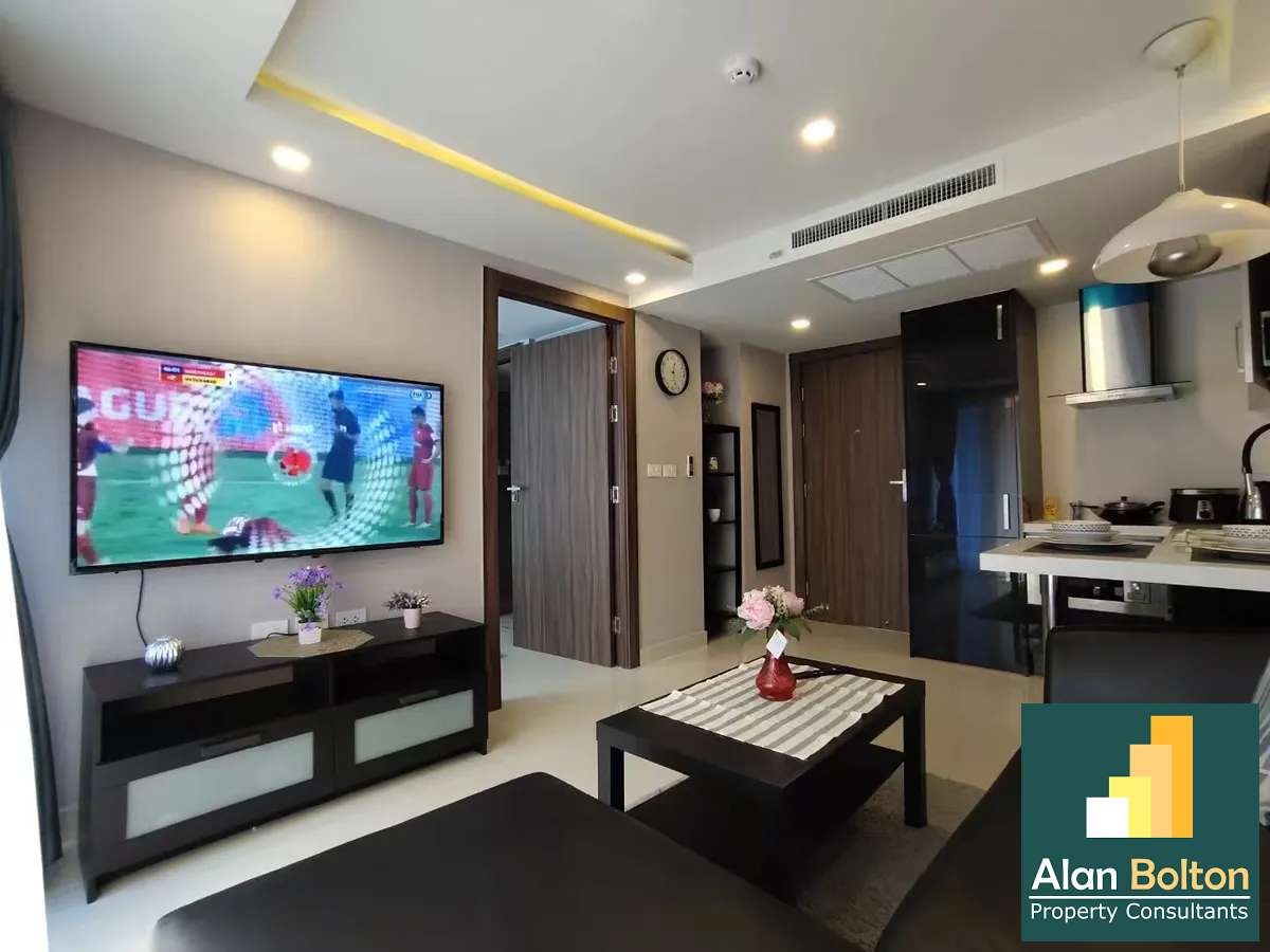 Grand Avenue Residence For Sale