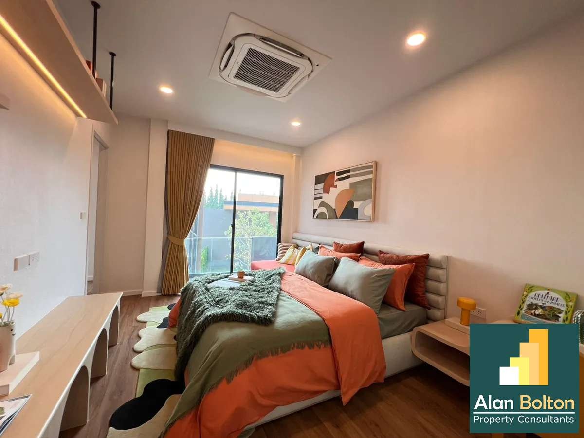 Modern Tropical 4 Bedrooms 4 Bathrooms in East Pattaya photo 14