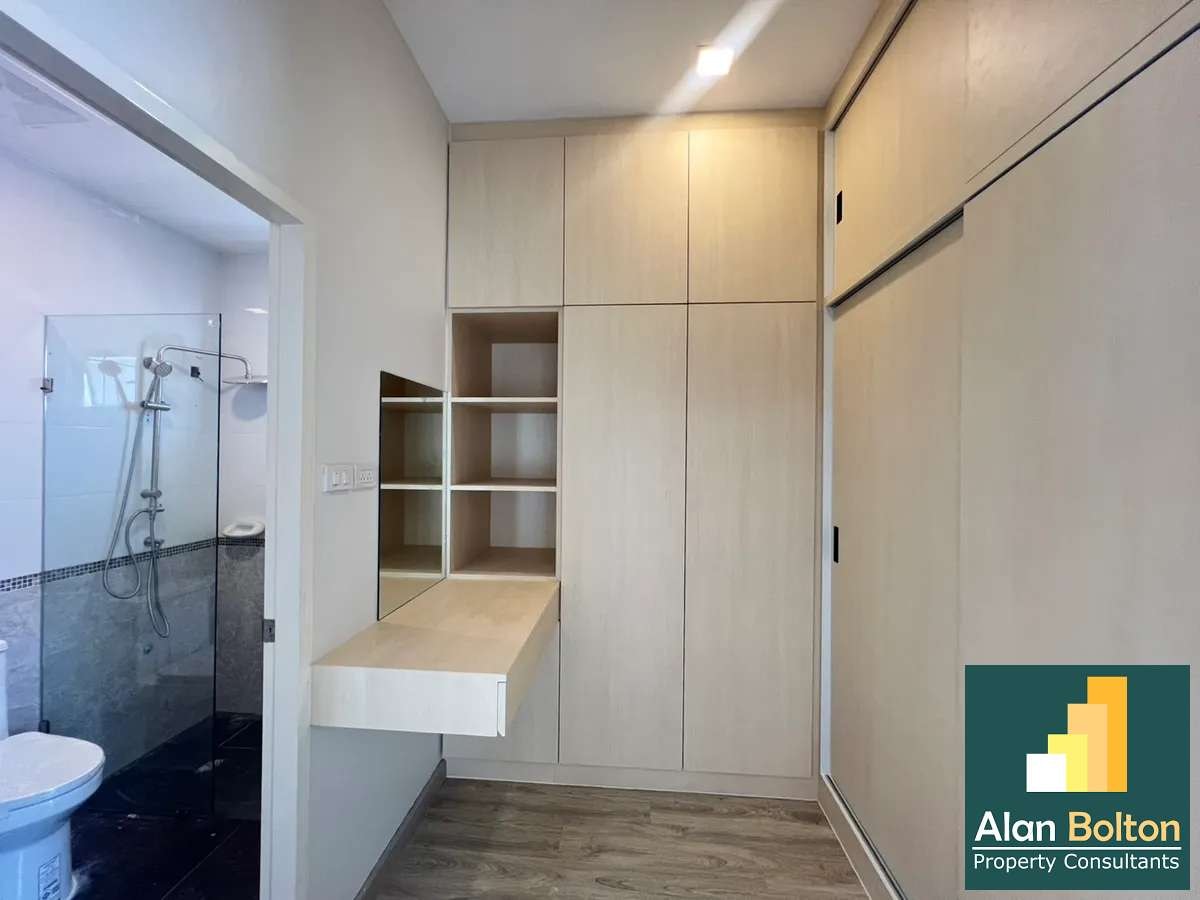 2- Storey 3 Bedrooms 3 Bathrooms in East Pattaya photo 19